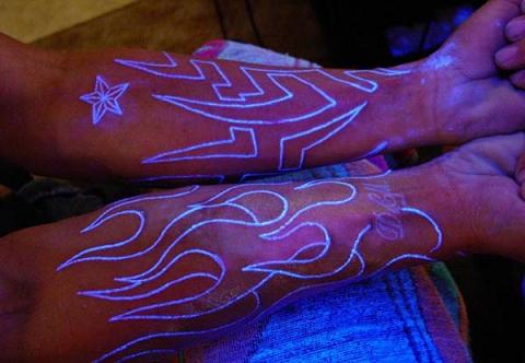 Glowing Tattoo's