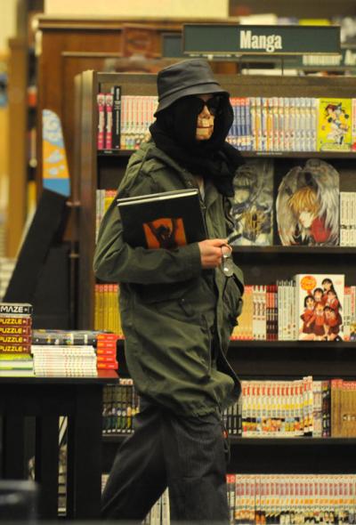 Michael Jackson Buying Books
