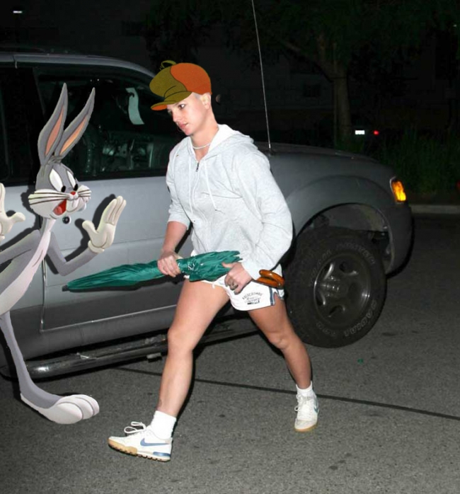 Britney Spears Trying To Kill That Rascally Wabbit!!
