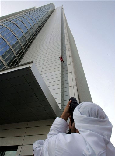 Spiderman Alain Robert Climbs Abu Dhabi Building