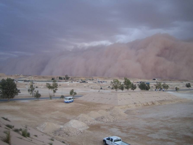 huge sand storm in iraq!!!