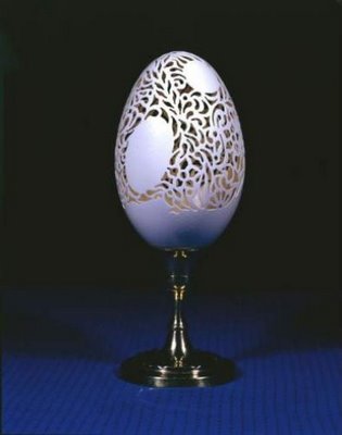 eggshell carving art