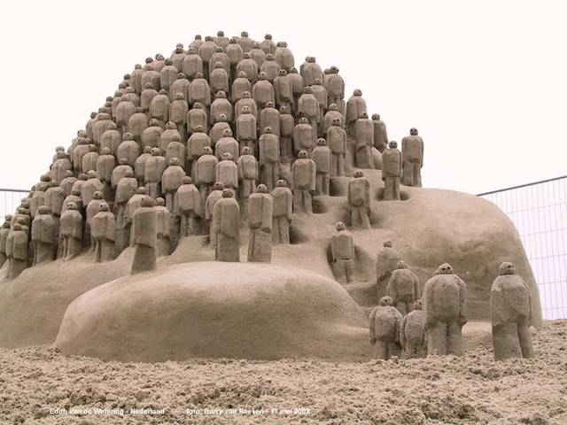 Pretty Cool Sand Sculptures