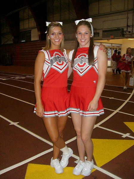 Hot Cheerleaders!