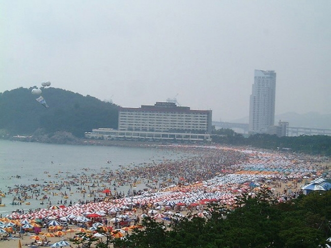 A day at the beach in China