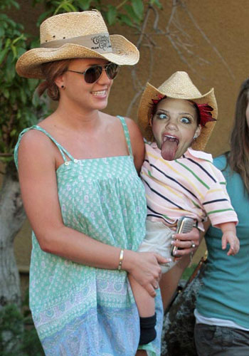 Jamie Lynn gave birth to a healthy baby girl.  Shown in picture with her Aunt, Britney Spears, leaving the hospital