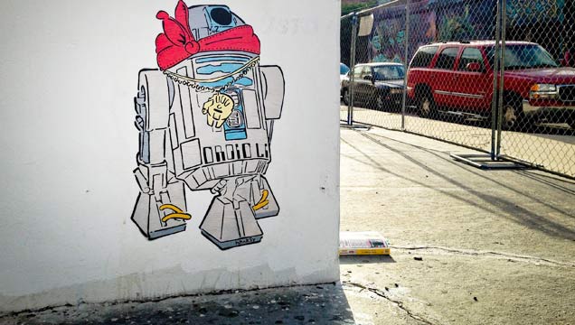 monday morning random R2D2 graffiti