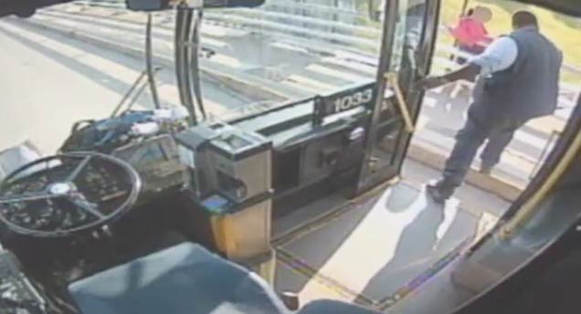 Hero Bus Driver Saves A Life News Video Ebaums World
