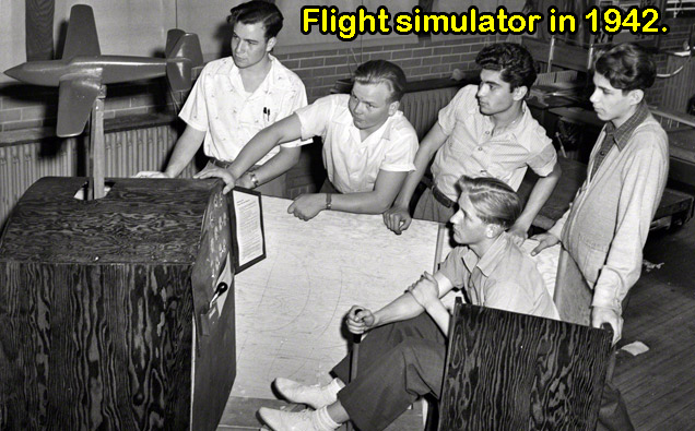 flight simulator in 1942