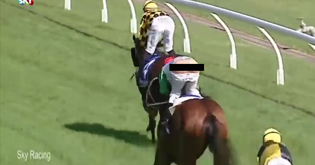 Jockies Pants Fall Down During Horserace