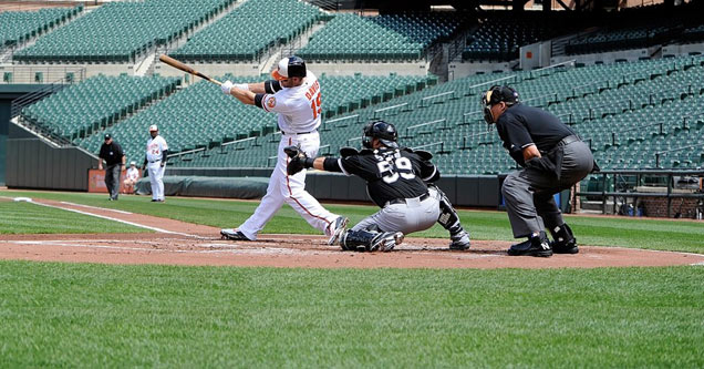 MLB Announcer Calls Game Like Its Golf