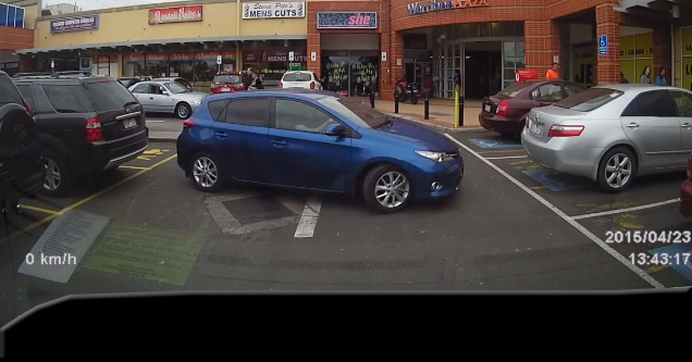 Easily The Worst Parking Attempt Of The Decade