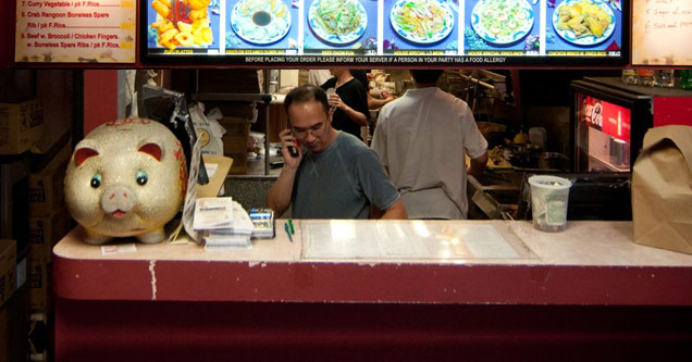 Guy Has A Meltdown At Chinese Restaurant