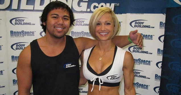 23 Times Hover Hands Made Things Awkward | hover hand - Uilding.Com Cruilding.Com Body Body Buildin Body Building.Com Bodyspace Bodyspac Space Body Buil Body Building.Com Bl Bon Com Dyspace Onlding.Com Wyspace Lding Ce Spa Ding.Co Bo Space Wg.Com A Ace Sp