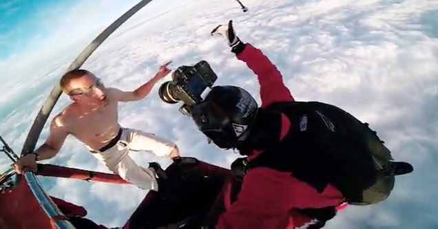 Guy Jumps Out Of A Hot Air Balloon Without A Parachute