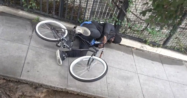 Electric Bait Bike Prank In the Hood