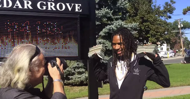 Fetty Wap Shows Up At Court With $165k Cash To Pay a $350 Fine