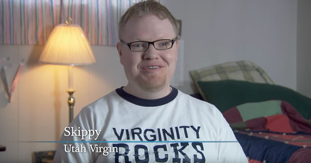 skippy the 34 year old virgin gets a date thanks to his wing mom