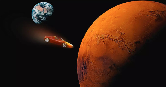 Track SpaceX's Roadster As It Flies Through Outer Space Toward Mars