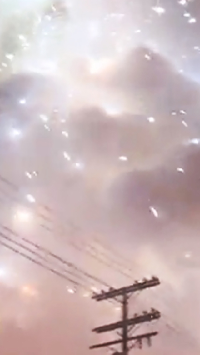 This is What Happens When You Spray Water on a MagnesiumFueled Fire Wow Video eBaum's World