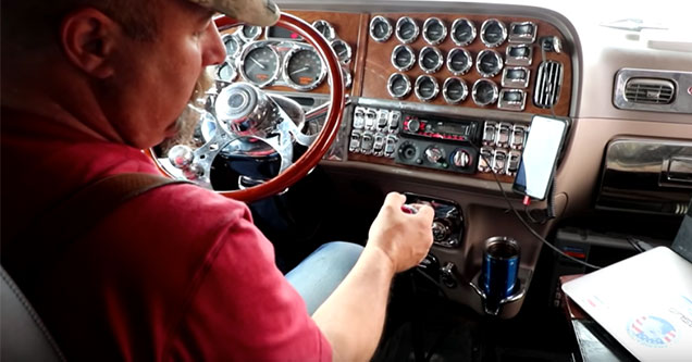 This Is How You Shift An 18 Speed Transmission - Wow Video | eBaum's World