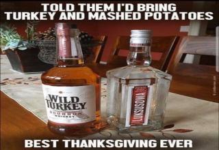 24 Thanksgiving Memes That Are Helping Us Avoid Our Family This Year ...