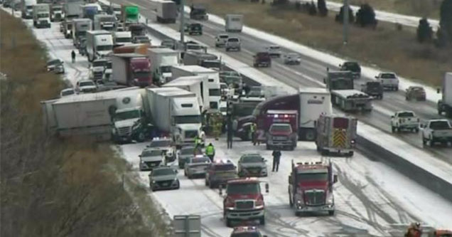 Major 50 Car Pile up In Iowa on Interstate 80 - Ouch Video | eBaum's World