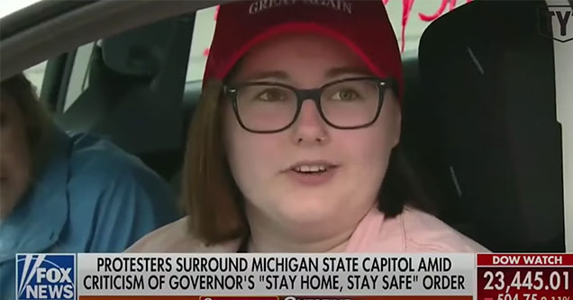 Protesters Swarm Michigan Capital In Defiance of 'Draconian' Stay At Home Orders