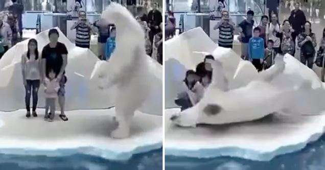 immersive animation whale and polar bear exhibit interacting with family