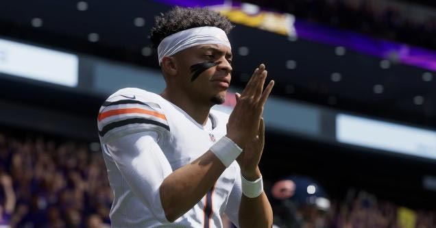 Madden 22 -  Bear QB rubbing his hands together