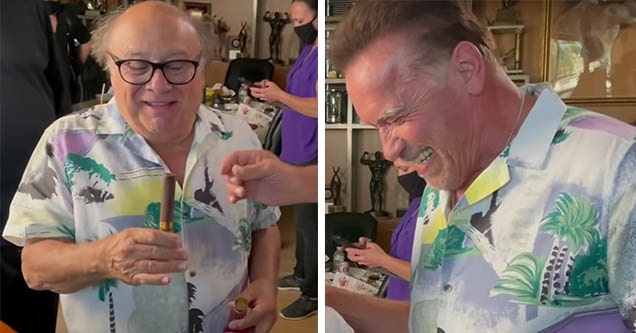 Arnold Schwarzenegger and Danny Devito prank