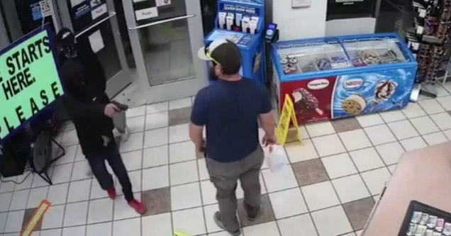 a marine veteran disarms a robber with a gun