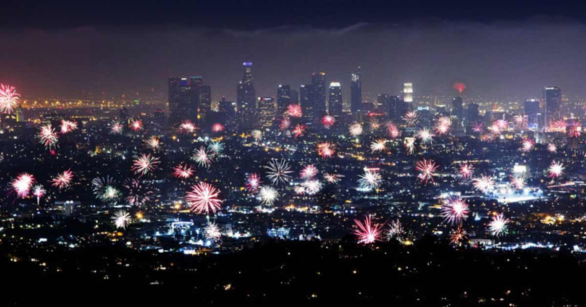 Amazing View from an Airplane of Illegal Fireworks Over Los Angeles