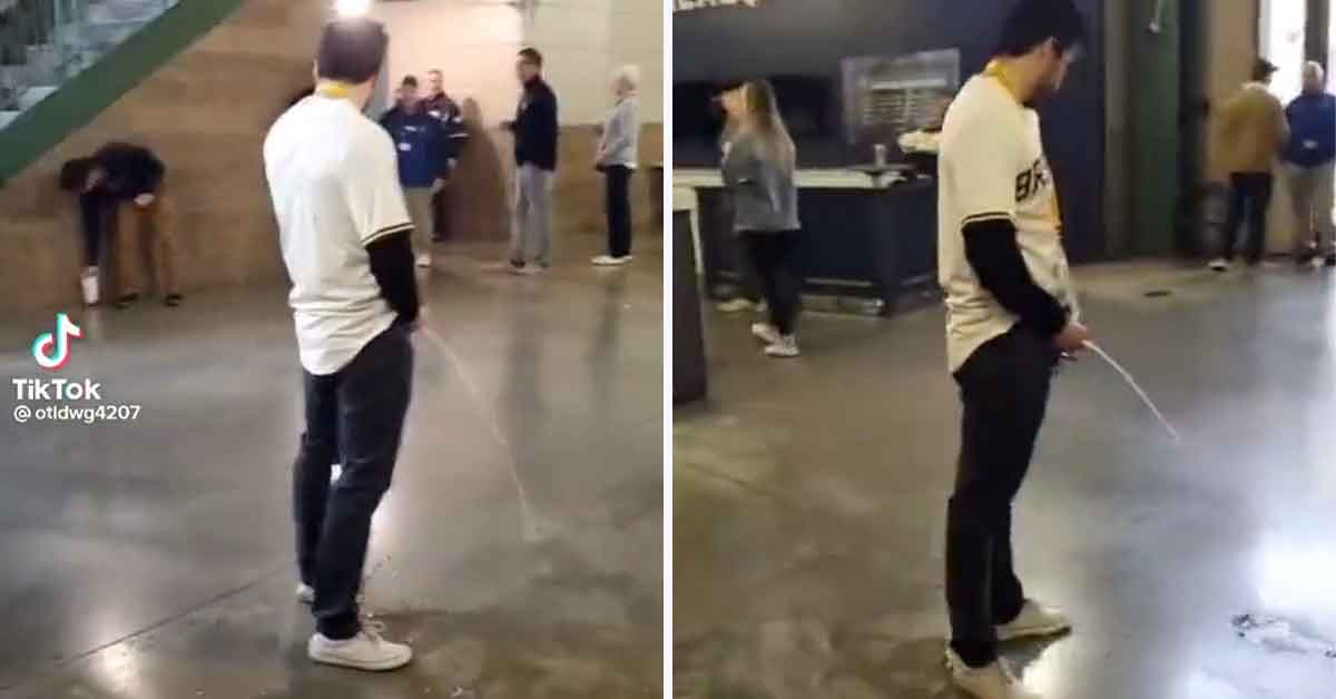 Rangers Fan Defiantly Pees on Yankee Stadium Concourse as Others Look On -  Sports Illustrated