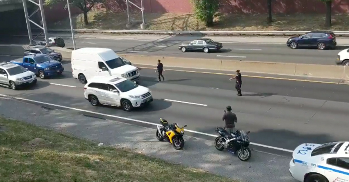 Cops Fail to Catch Lane-Splitting Motorcyclist Despite Stopping An Entire Highway