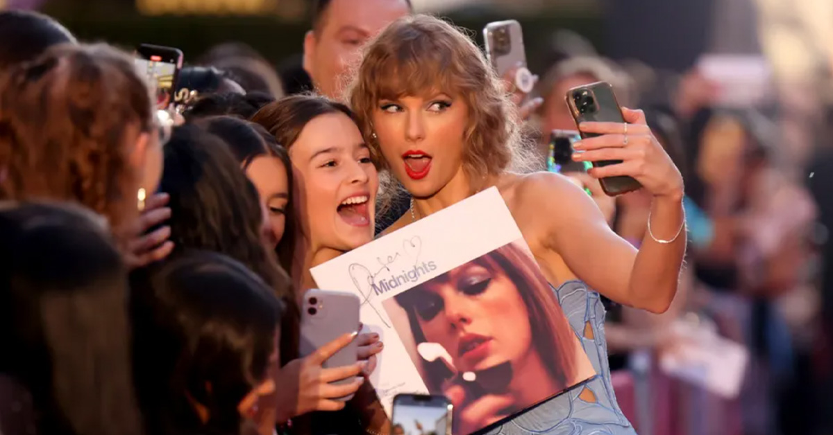 Taylor Swift Fan Cites Having Sex for Abandoning Her Swiftie Post