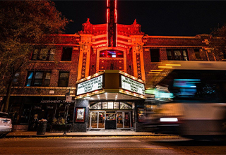 Die Hard Weird Al Fan Pulls Gun in Chicago Theater after Being Told to Quiet Down