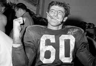 <p>Just because professional athletes are supposed to keep themselves in peak physical condition, doesn't mean they actually do. From Babe Ruth, the king of the drinking and smoking athlete, to professional soccer stars sneaking a drag here and there, athletes have always loved a quick cig.&nbsp;</p><p><br></p><p>Here are 25 vintage sports stars ripping heaters off the field, before performing <em>on</em> the field.&nbsp;</p>