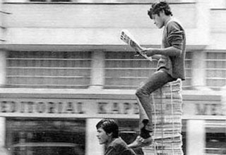 <p>Long before Uber Eats and Postmates brought our 3 a.m. munchies cravings straight to our doors, there were a whole host of cyclists and drivers who treated delivering goods like an Olympic sport. Enter the snow-treading, box-balancing delivery men who made a living rushing food, newspapers, milk and more all around town.&nbsp;</p><p><br></p><p>From cool ice delivery girls to turn-of-the-century paper boys, here are 23 &nbsp;old-school delivery men putting DoorDashers to shame.&nbsp;</p>