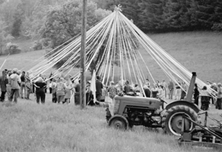 <p>Whether through a hippie commune or an old-school homestead, the '60s and '70s were a time when Americans looked to connect with nature. Coinciding with free-spirited counterculture and a desire to get more in touch with the foundational aspects of everyday life, the back-to-the-land movement was one for the books ... including some of our favorite historical photo albums.&nbsp;</p><p><br></p><p>From May Day celebrations to Geodesic Dome sweet Geodesic Dome, here are 21 truly fascinating photos of the Back to the Land movement and Hippie Communes.</p>