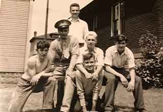 <p>Most of us will never know the gut-wrenching feeling of saying goodbye to our loved ones, knowing there's a decent chance we never get to see them again.&nbsp;</p><p><br></p><p>But that's what millions of young families were forced to do on the cusp of World War II. These photos show young men before they were touched by the horrors of war, and the rest is up to your imagination.&nbsp;</p>