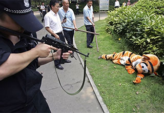 <p dir="ltr">An animal escaping from a zoo is a rare but dangerous occurrence, and it’s important to be prepared.&nbsp;</p><p dir="ltr"><br></p><p dir="ltr">Some zoos, mostly in Japan and China, have devised an ingenious system for making sure that employees know what to do in the event of an escaped animal. They simply have a guy dress up as an animal and then chase him with nets and dart guns while he runs around.</p><p data-empty="true"><br></p><p dir="ltr">These drills serve the important purpose of teaching zoo staff how to respond during a crisis, but they also serve an even more important purpose: The pictures they produce are really funny.</p>