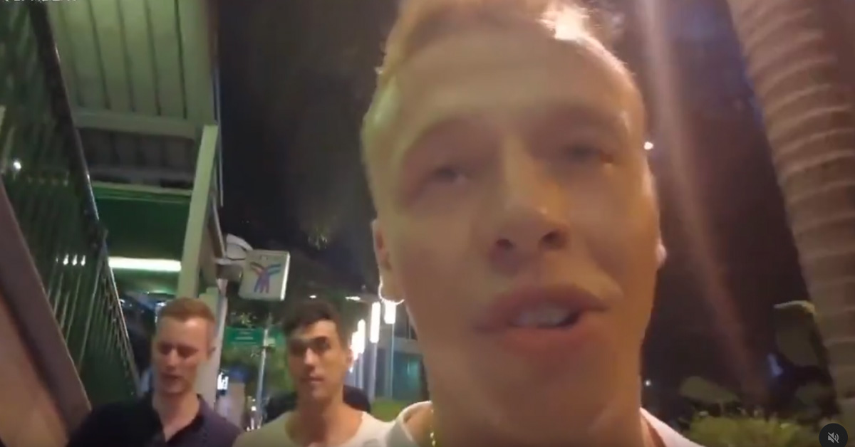 Streamer Gets His Necklace Stolen While Live, and He Doesn’t Even Notice