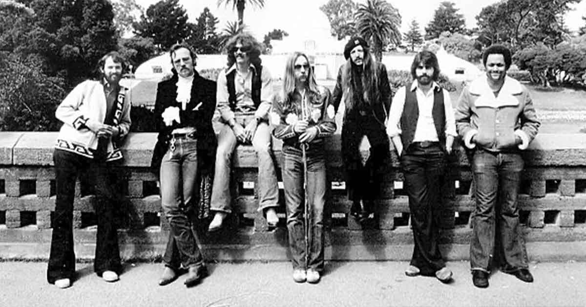 10 1970s Photos Remembering The Doobie Brothers, The Band That Gave Us Michael McDonald