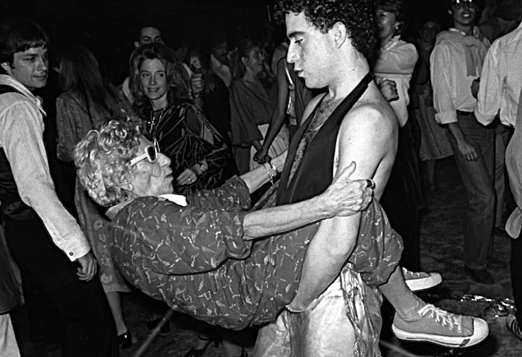 22 Photos Of The Best Life In 1977