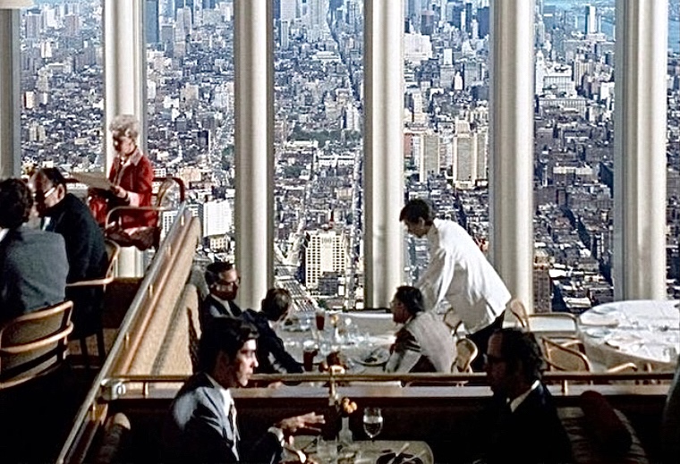 20 Photos Of The Haves & Have Nots In The 1980s