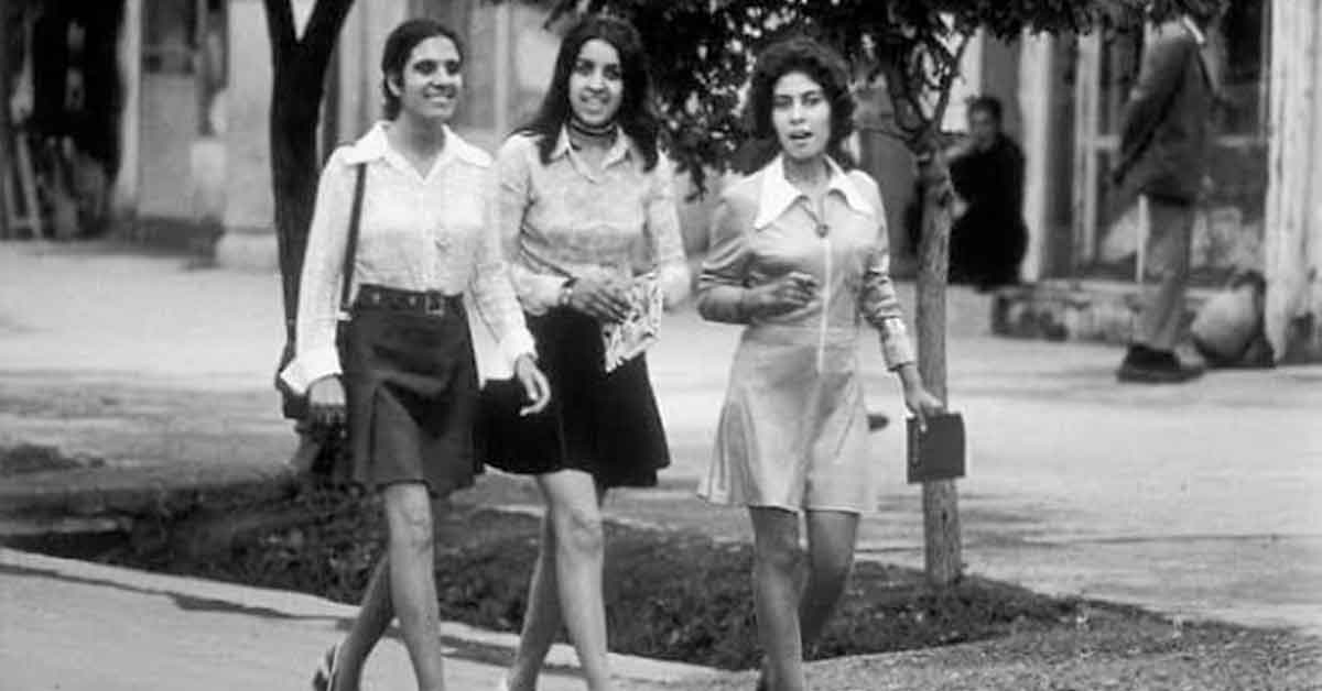 23 Fascinating Photos Showcasing History in Images