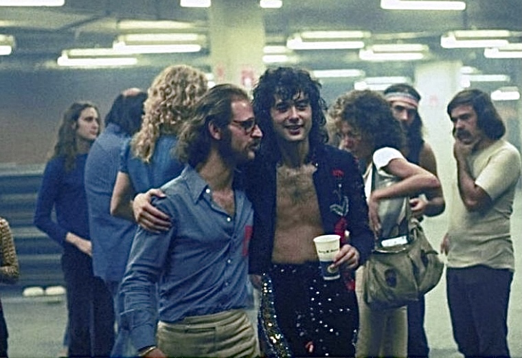15 Backstage Photos From Rock’s Biggest Concerts Ever