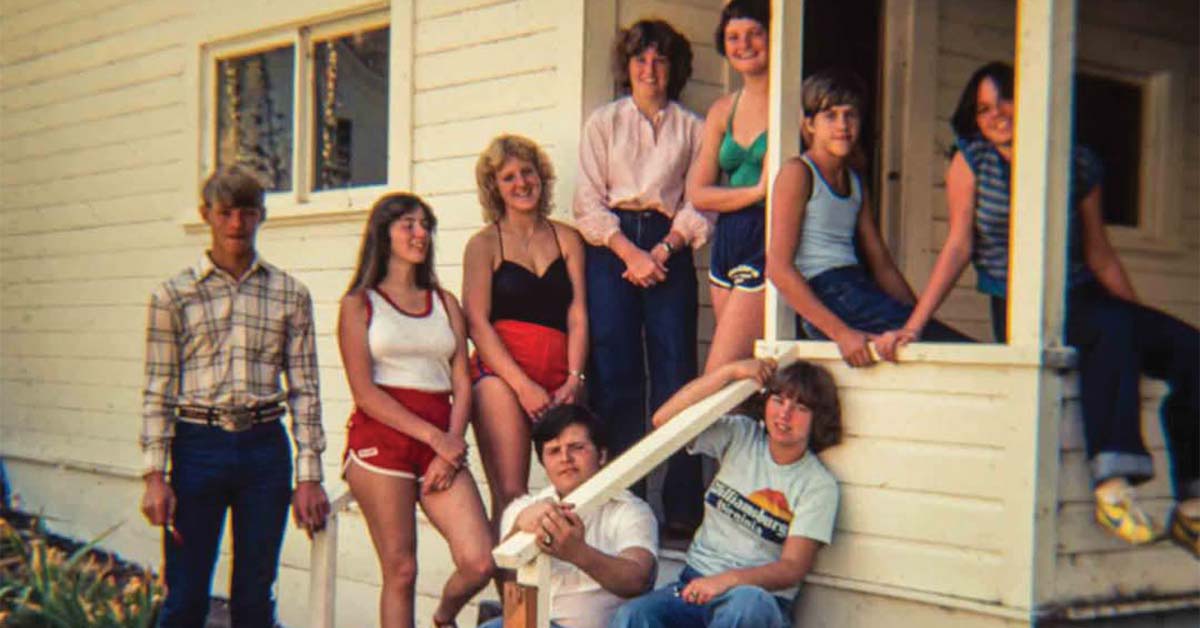 24 Photos of Gen X Living it Up in 1982