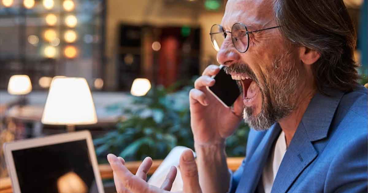 24 Disgruntled Employees Expose Their Company Secrets